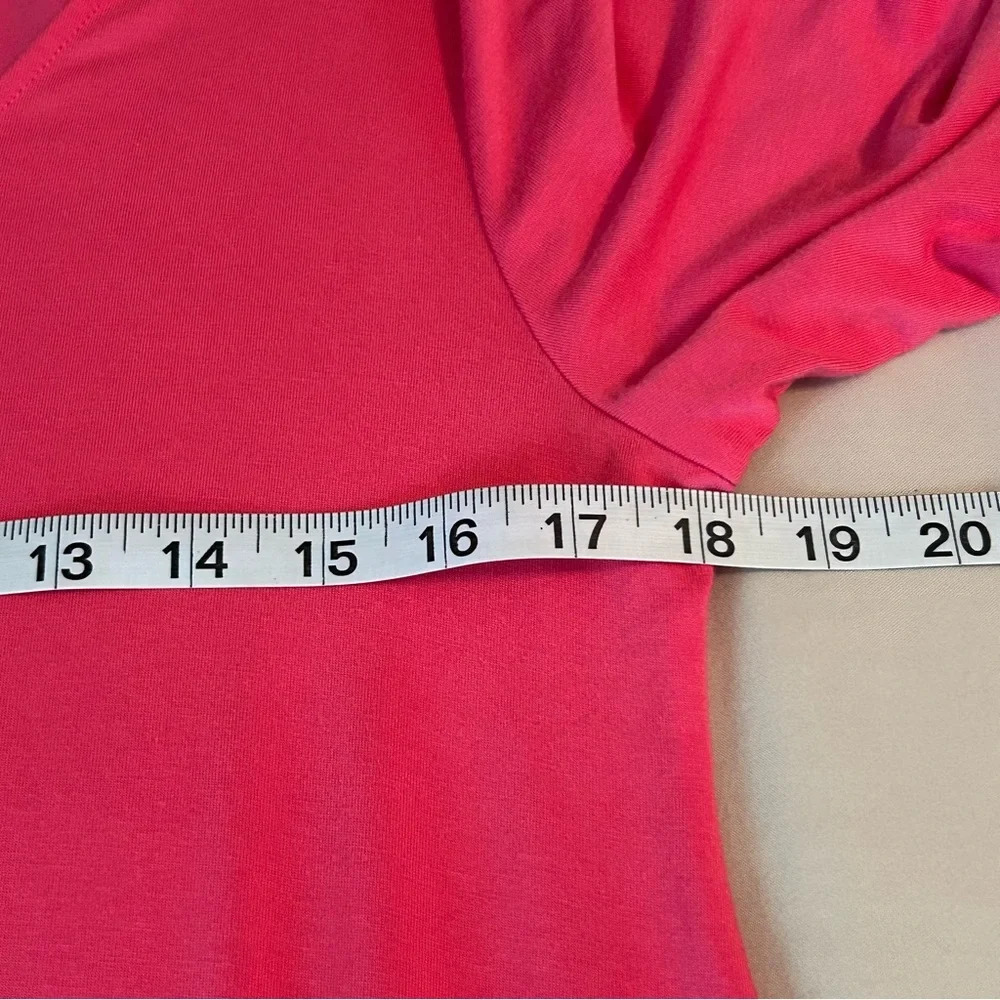 Soft Surroundings Timely Tunic Top Petite Med Pink Shark Bite Hem Short Sleeve - Picture 7 of 8